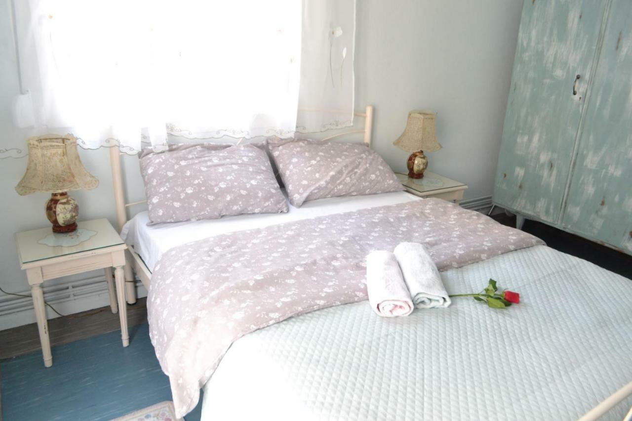 Agia Sofia'S Down Town Flat Apartman Szaloniki Kültér fotó