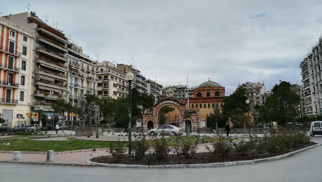 Agia Sofia'S Down Town Flat Apartman Szaloniki Kültér fotó
