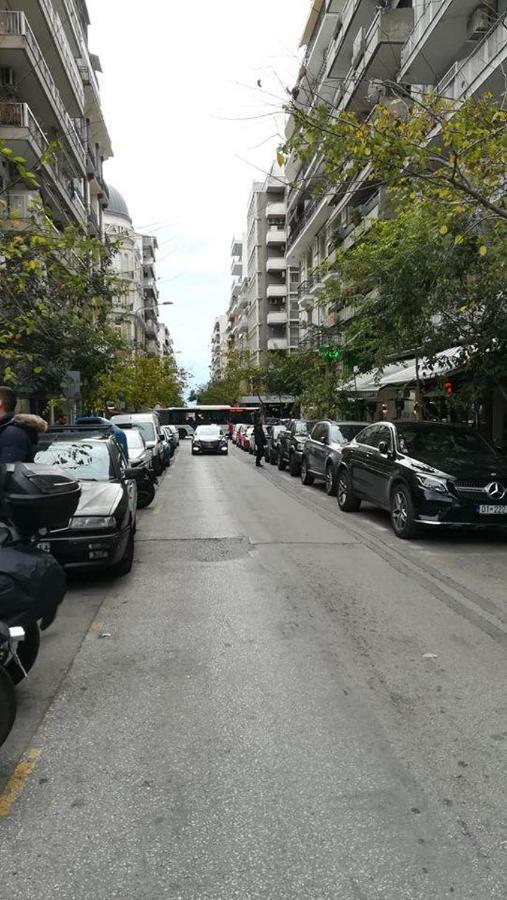 Agia Sofia'S Down Town Flat Apartman Szaloniki Kültér fotó