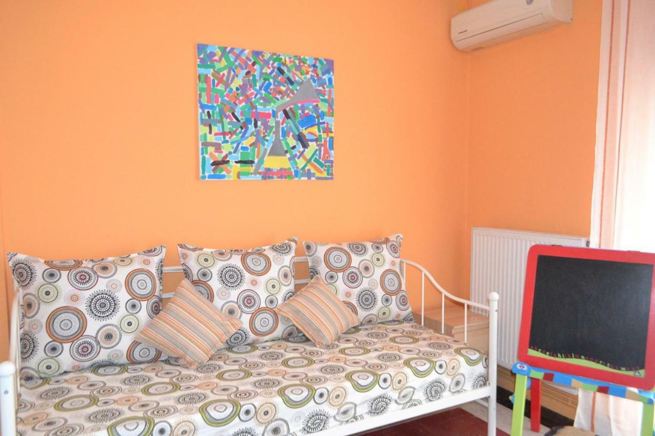 Agia Sofia'S Down Town Flat Apartman Szaloniki Kültér fotó